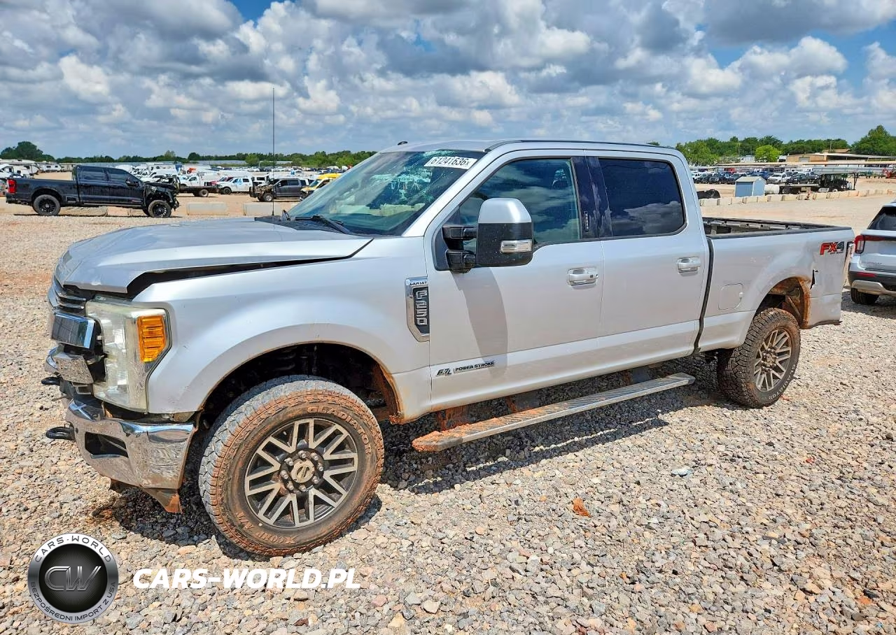 2017 Ford F250 Super Duty – zdjęcie 1 z 12