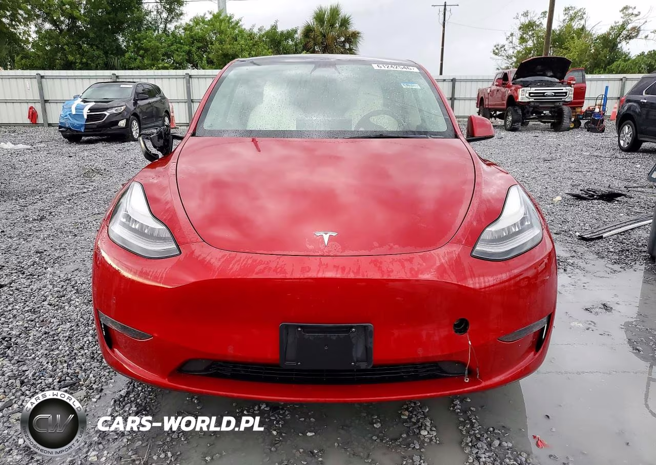 2021 Tesla Model Y VIN:5YJYGDEDXMF110532 - 5