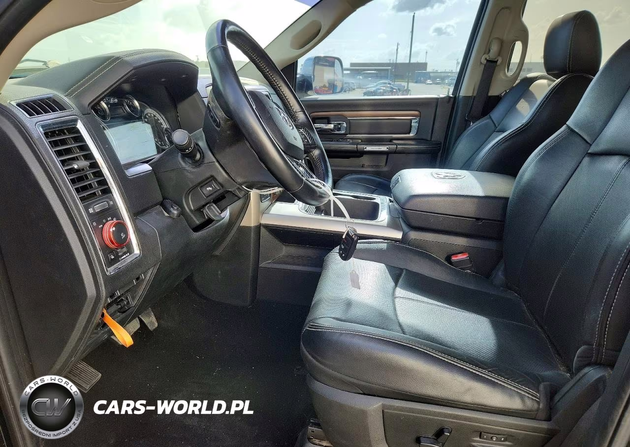 2017 Ram 1500 Laramie VIN:1C6RR7NM0HS877029 - 7