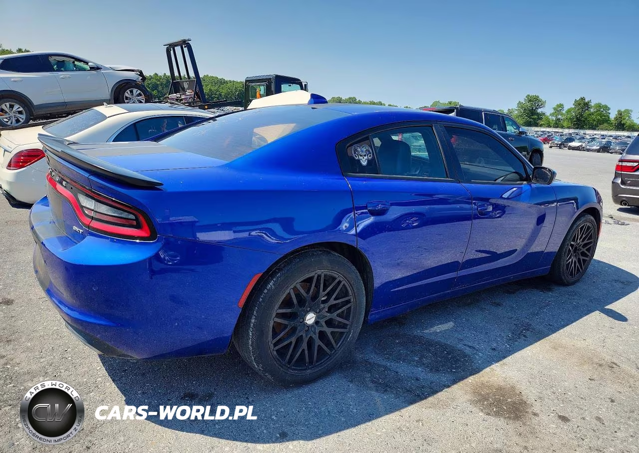 2018 Dodge Charger Sxt Plus VIN:2C3CDXHG4JH223624 - 3