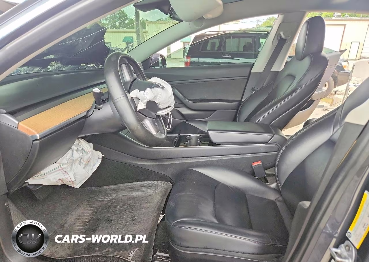2020 Tesla Model 3 VIN:5YJ3E1EB5LF619925 - 7
