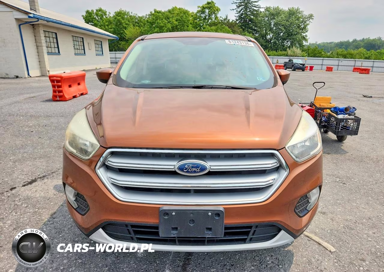 2017 Ford Escape Se VIN:1FMCU9GD2HUD91831 - 5