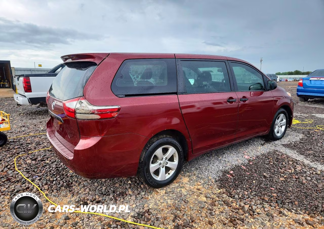2017 Toyota Sienna L 7-Passenger VIN:5TDZZ3DC0HS867121 - 3