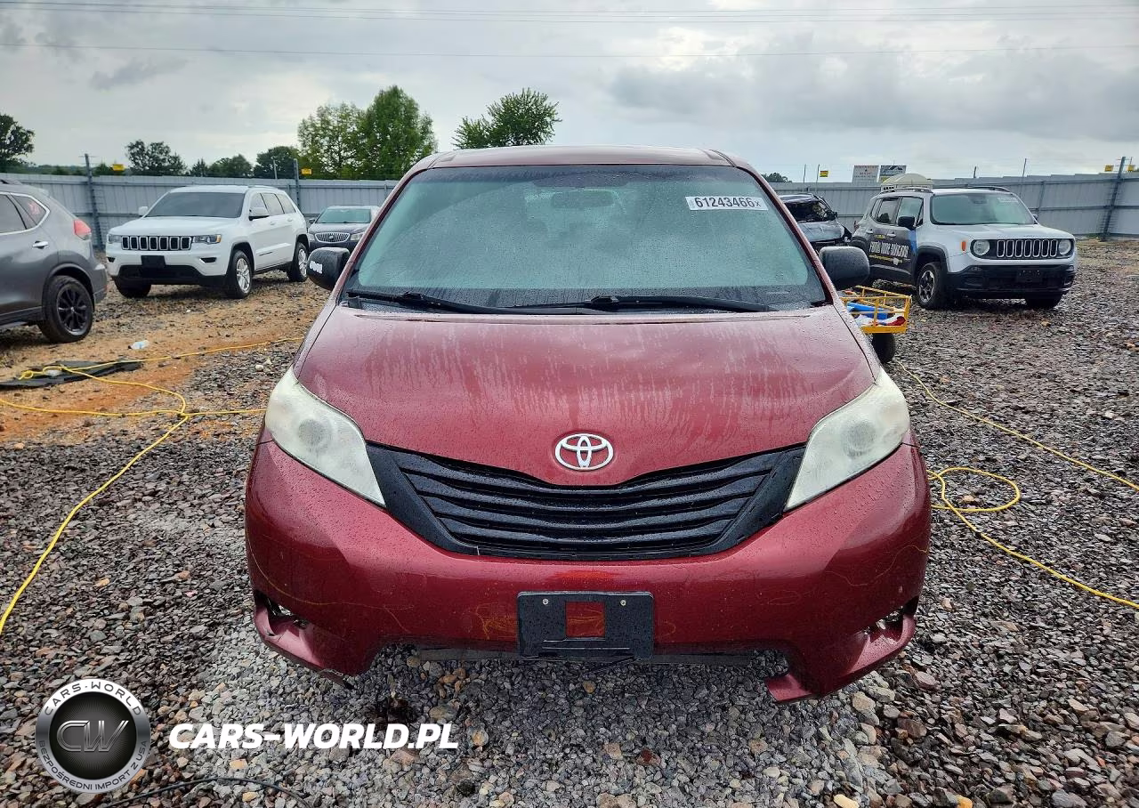 2017 Toyota Sienna L 7-Passenger VIN:5TDZZ3DC0HS867121 - 5