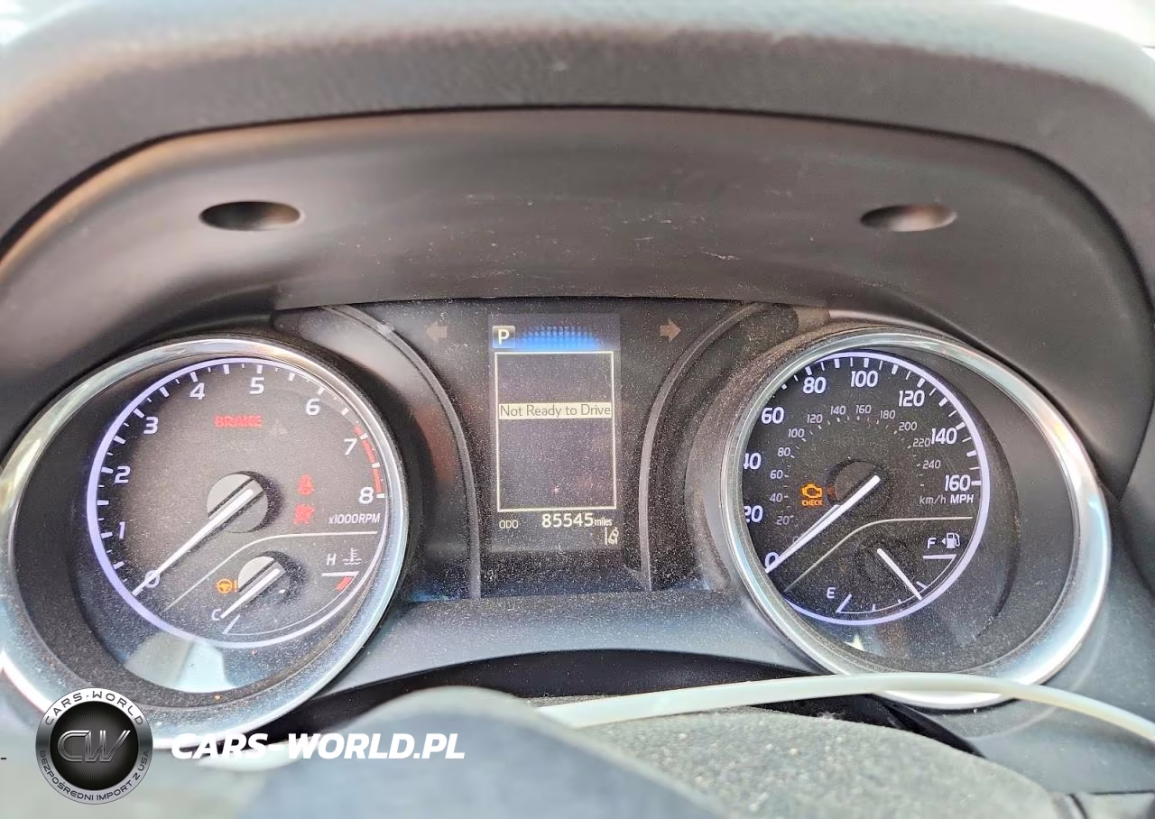 2018 Toyota Camry Le VIN:4T1B11HKXJU654429 - 9
