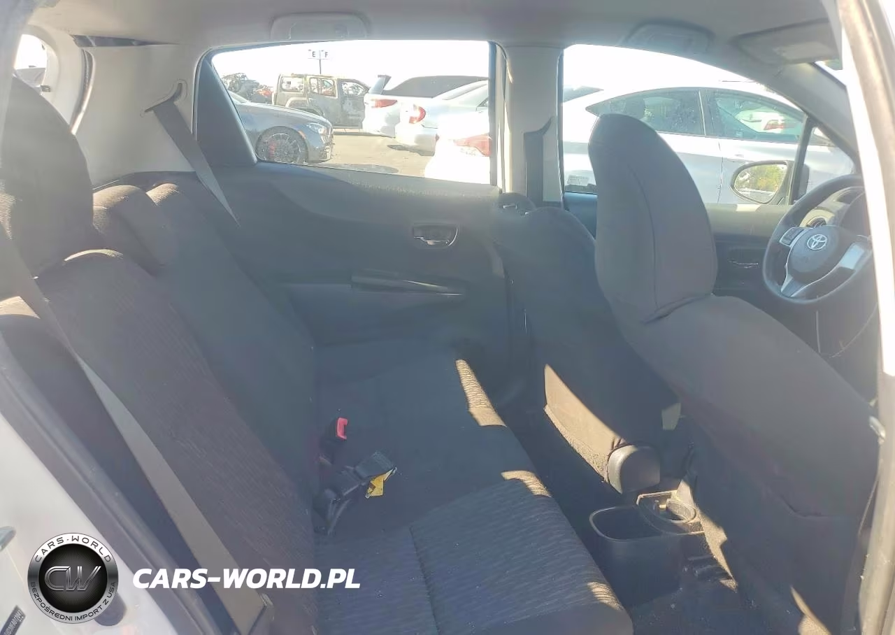 2014 Toyota Yaris 5-Door Le Fleet VIN:VNKKTUD30EA012041 - 10