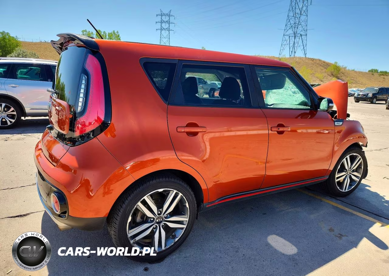 2018 Kia Soul ! VIN:KNDJX3AA2J7572947 - 3