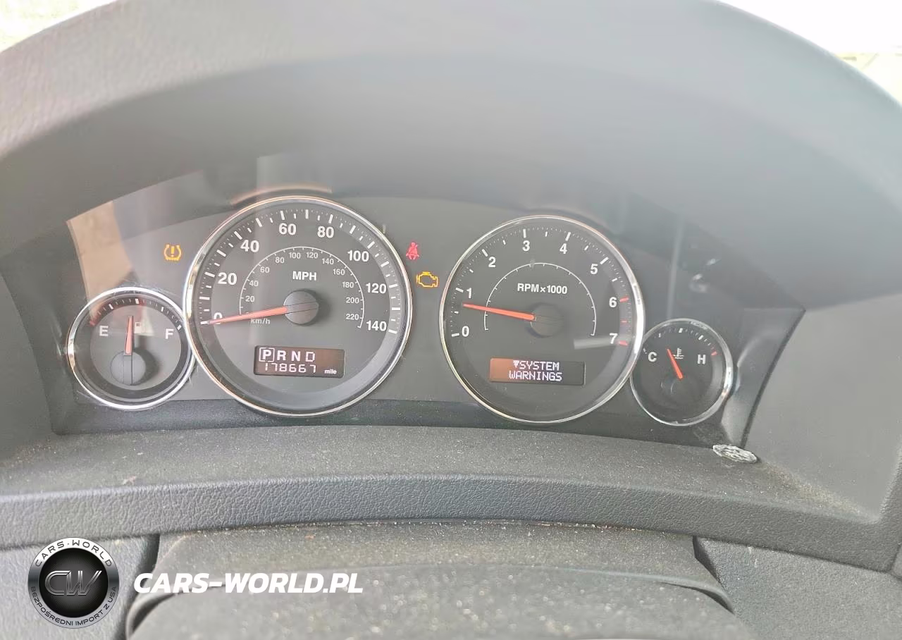 2009 Jeep Grand Cherokee Laredo VIN:1J8GR48K79C556330 - 9