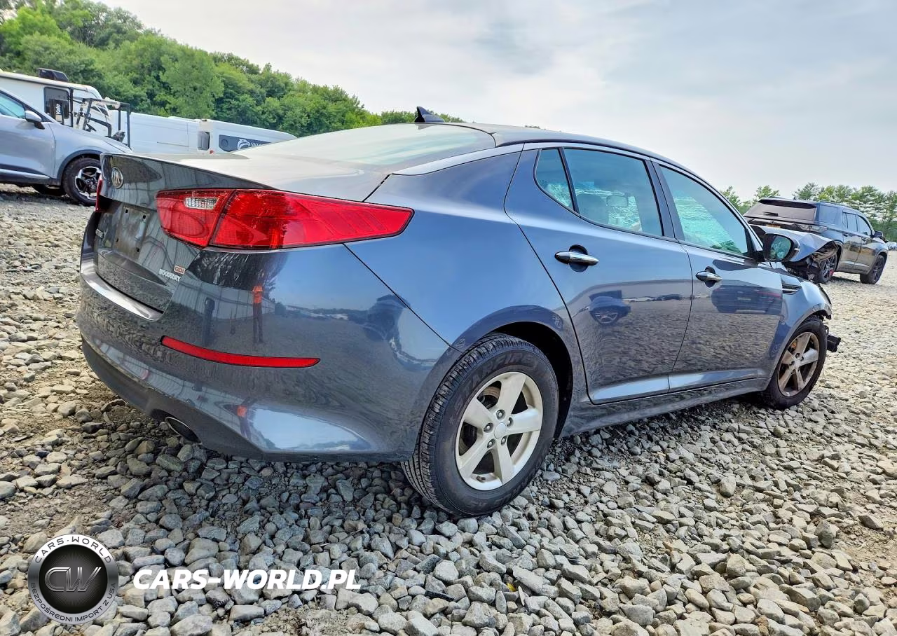 2027 Kia Optima Lx VIN:KNAGM4A70F5643608 - 3