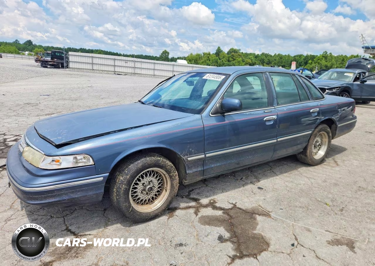 1996 Ford Crown Victoria Lx