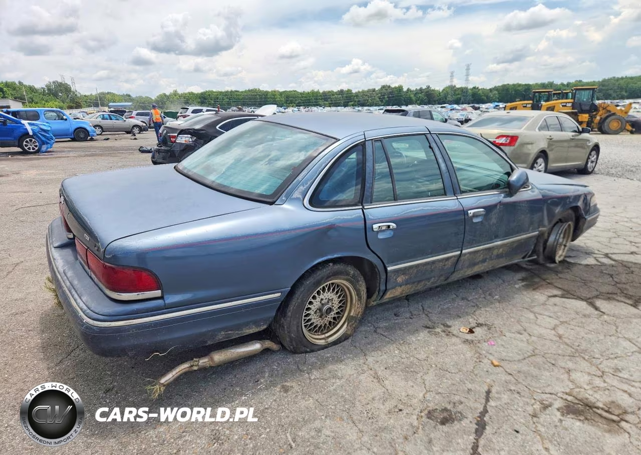 1996 Ford Crown Victoria Lx VIN:2FALP74W8TX204489 - 3
