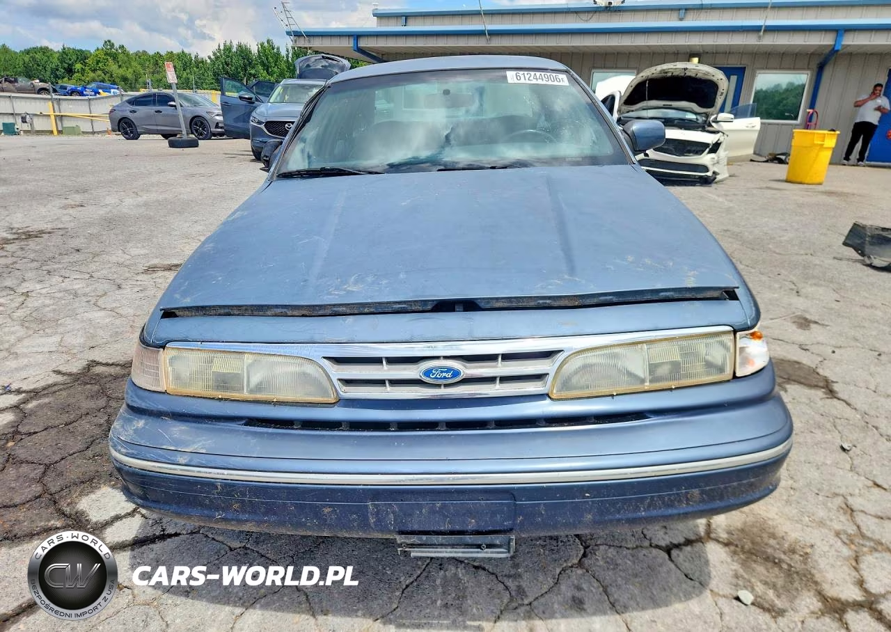1996 Ford Crown Victoria Lx VIN:2FALP74W8TX204489 - 5
