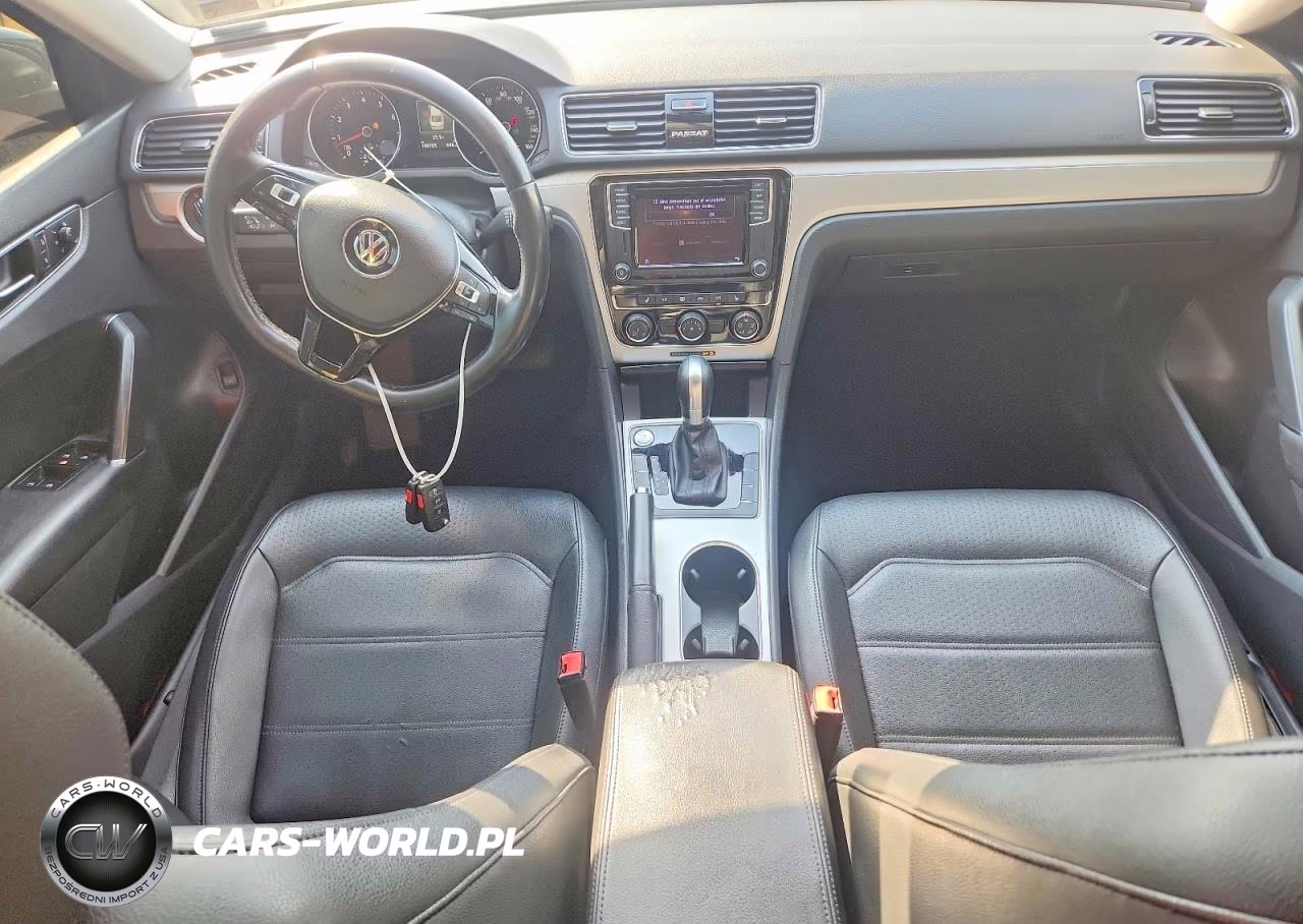2019 Volkswagen Passat Wolfsburg VIN:1VWLA7A32KC006697 - 8