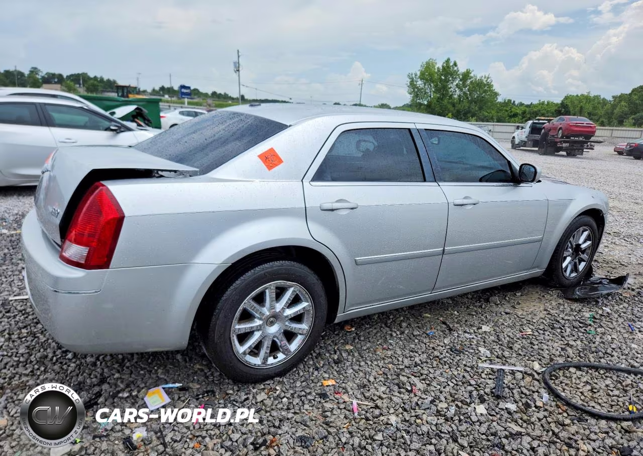 2007 Chrysler 300 Touring VIN:2C3KA53GX7H601258 - 3