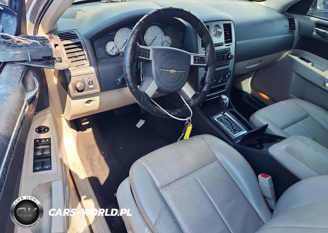 2007 Chrysler 300 Touring VIN:2C3KA53GX7H601258 - 8