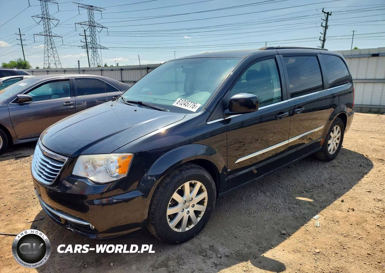 2013 Chrysler Town & Country Touring