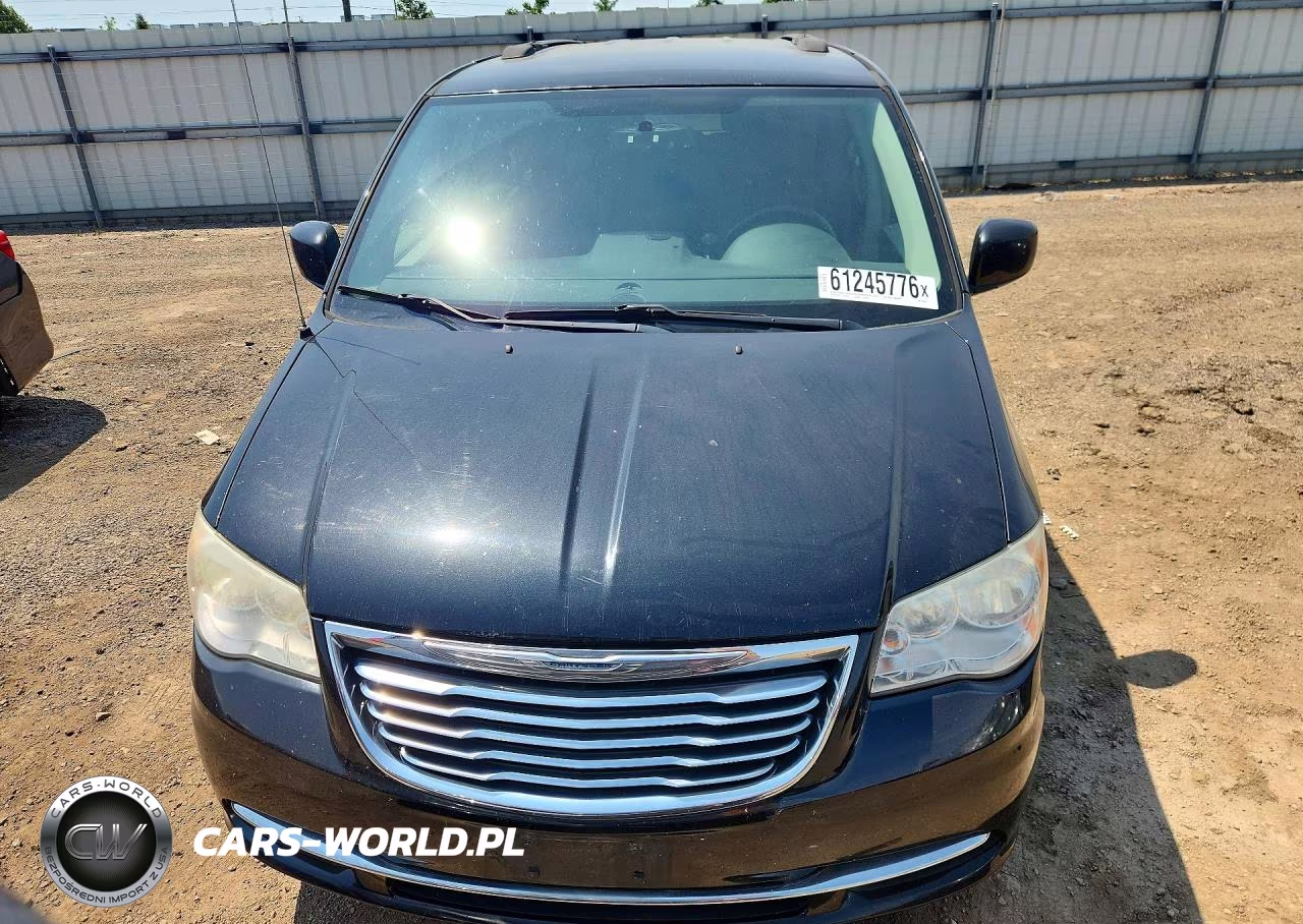 2013 Chrysler Town & Country Touring VIN:2C4RC1BG0DR645631 - 5