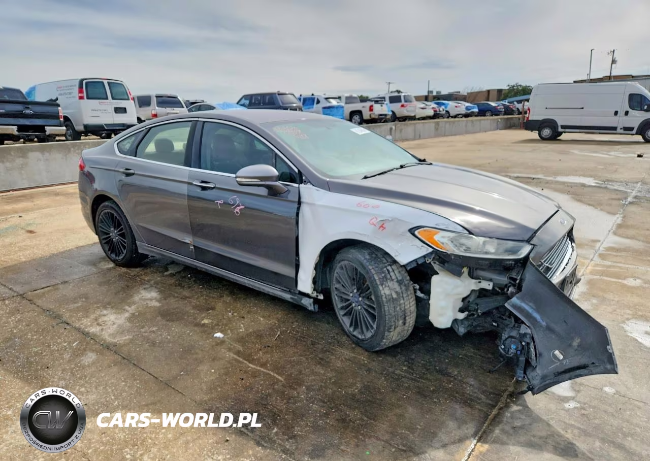 2014 Ford Fusion Se VIN:3FA6P0HDXER329038 - 4