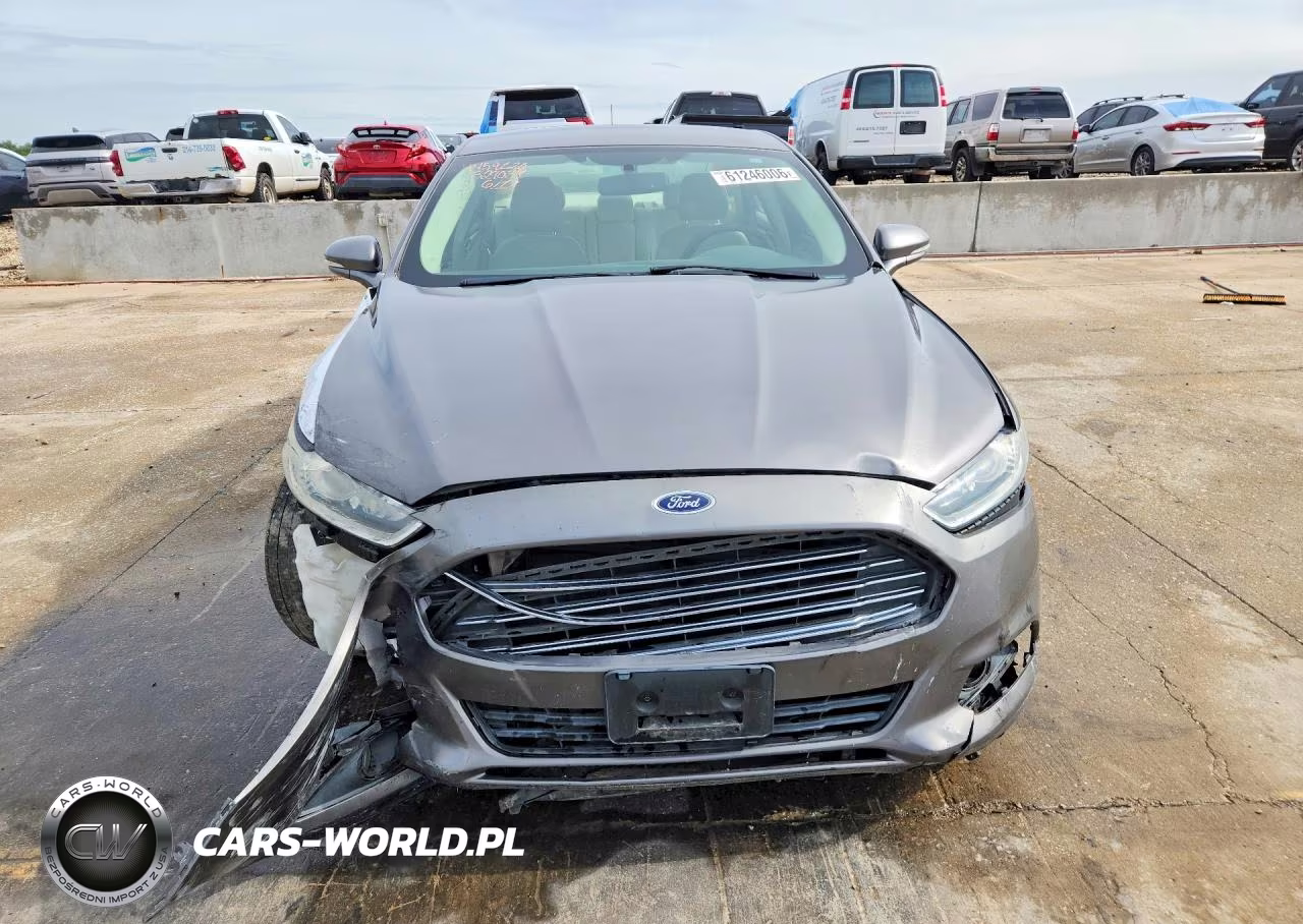 2014 Ford Fusion Se VIN:3FA6P0HDXER329038 - 5