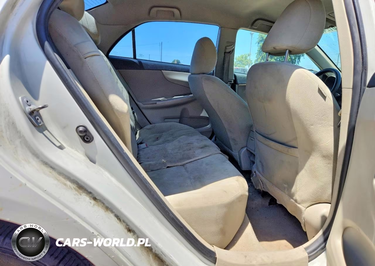 2013 Toyota Corolla Le VIN:5YFBU4EE9DP116978 - 10