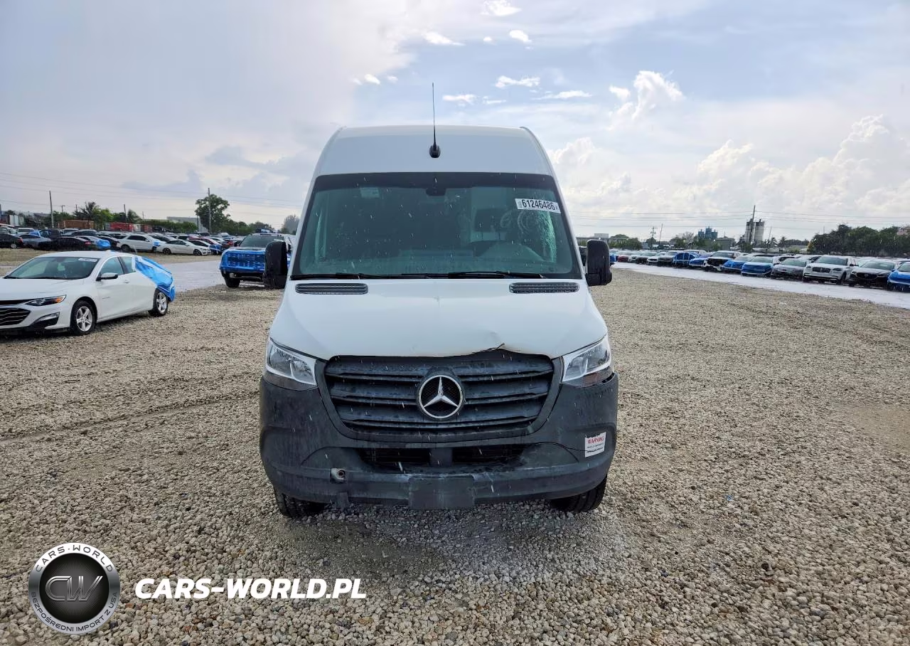 2023 Mercedes-Benz Sprinter 2500 Delivery Van VIN:W1Y4KDHY1PT140348 - 5