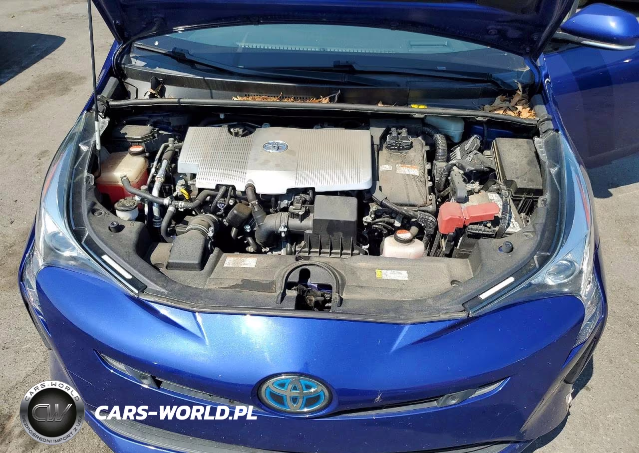 2016 Toyota Prius Four VIN:JTDKARFU8G3511582 - 11