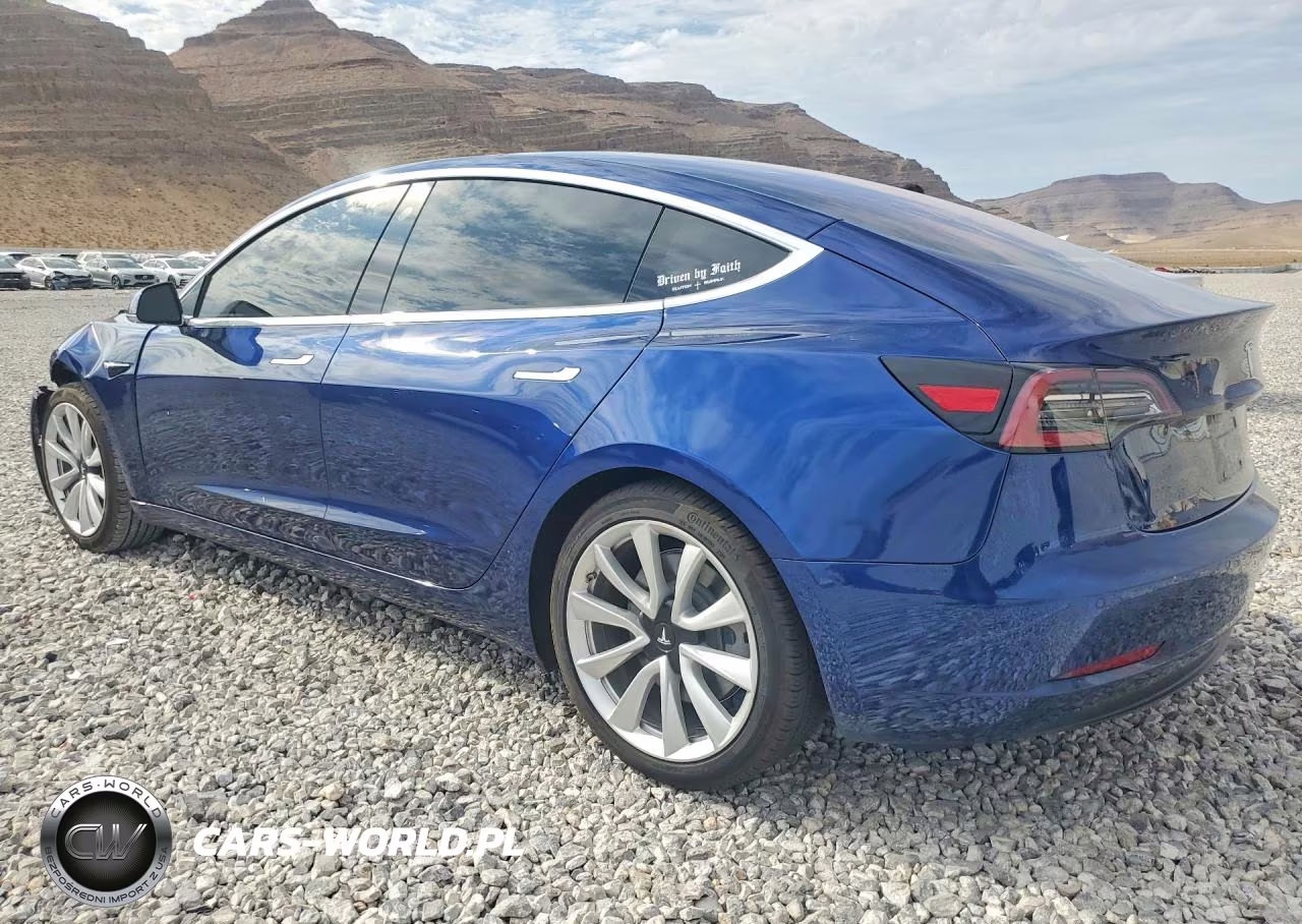 2018 Tesla Model 3 VIN:5YJ3E1EA2JF038399 - 2