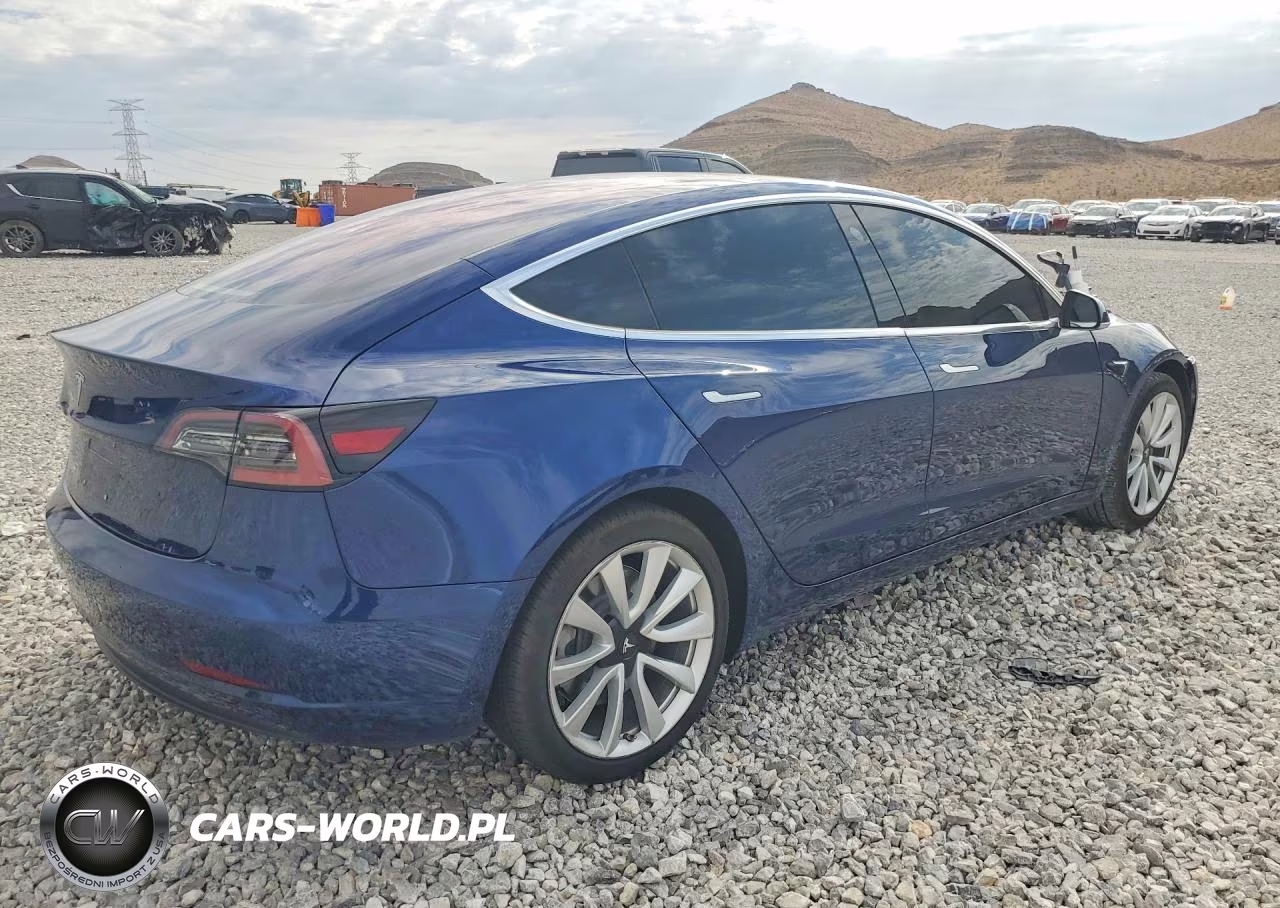 2018 Tesla Model 3 VIN:5YJ3E1EA2JF038399 - 3