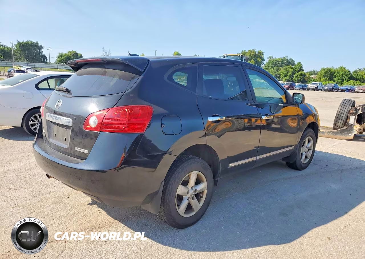 2013 Nissan Rogue S VIN:JN8AS5MT9DW527462 - 3