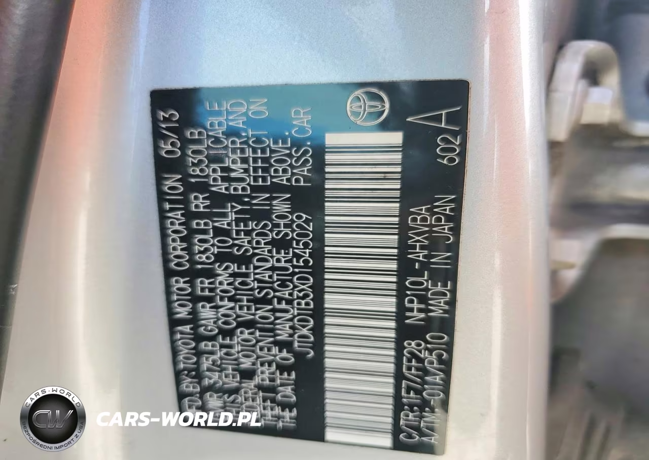 2013 Toyota Prius C Two VIN:JTDKDTB3XD1545029 - 12