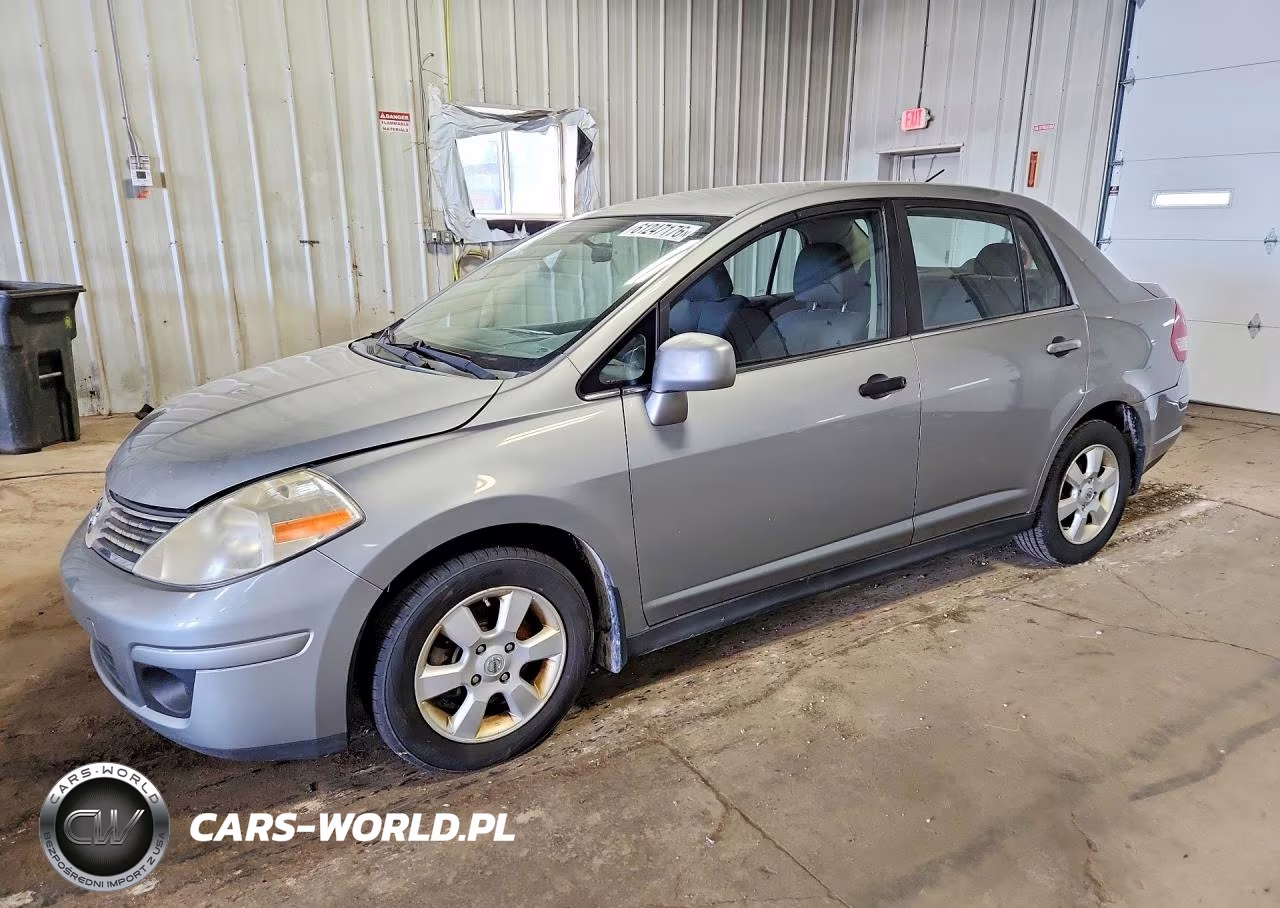 2008 Nissan Versa 1.8 S
