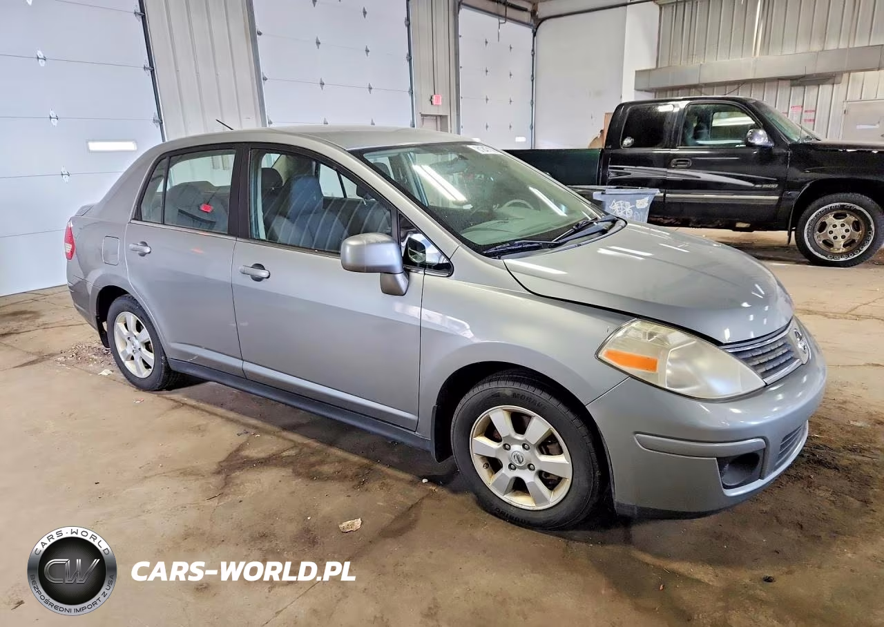 2008 Nissan Versa 1.8 S VIN:3N1BC11EX8L365741 - 4