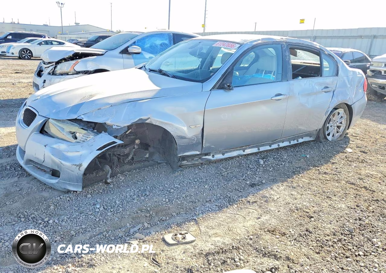 2010 BMW 3 Series VIN:WBAPH5G54ANM36700 - 1