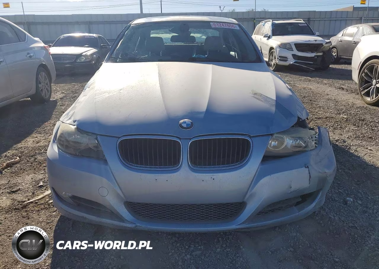 2010 BMW 3 Series VIN:WBAPH5G54ANM36700 - 5