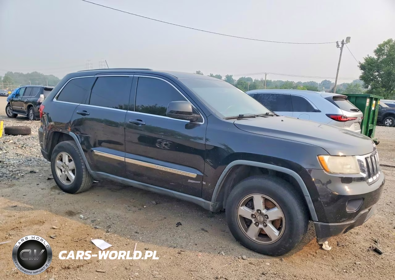 2012 Jeep Grand Cherokee Laredo VIN:1C4RJFAG7CC175030 - 4