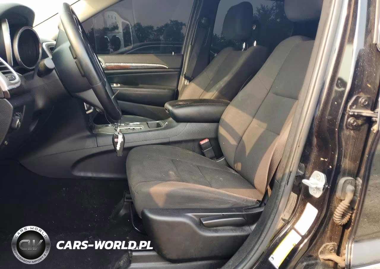 2012 Jeep Grand Cherokee Laredo VIN:1C4RJFAG7CC175030 - 7