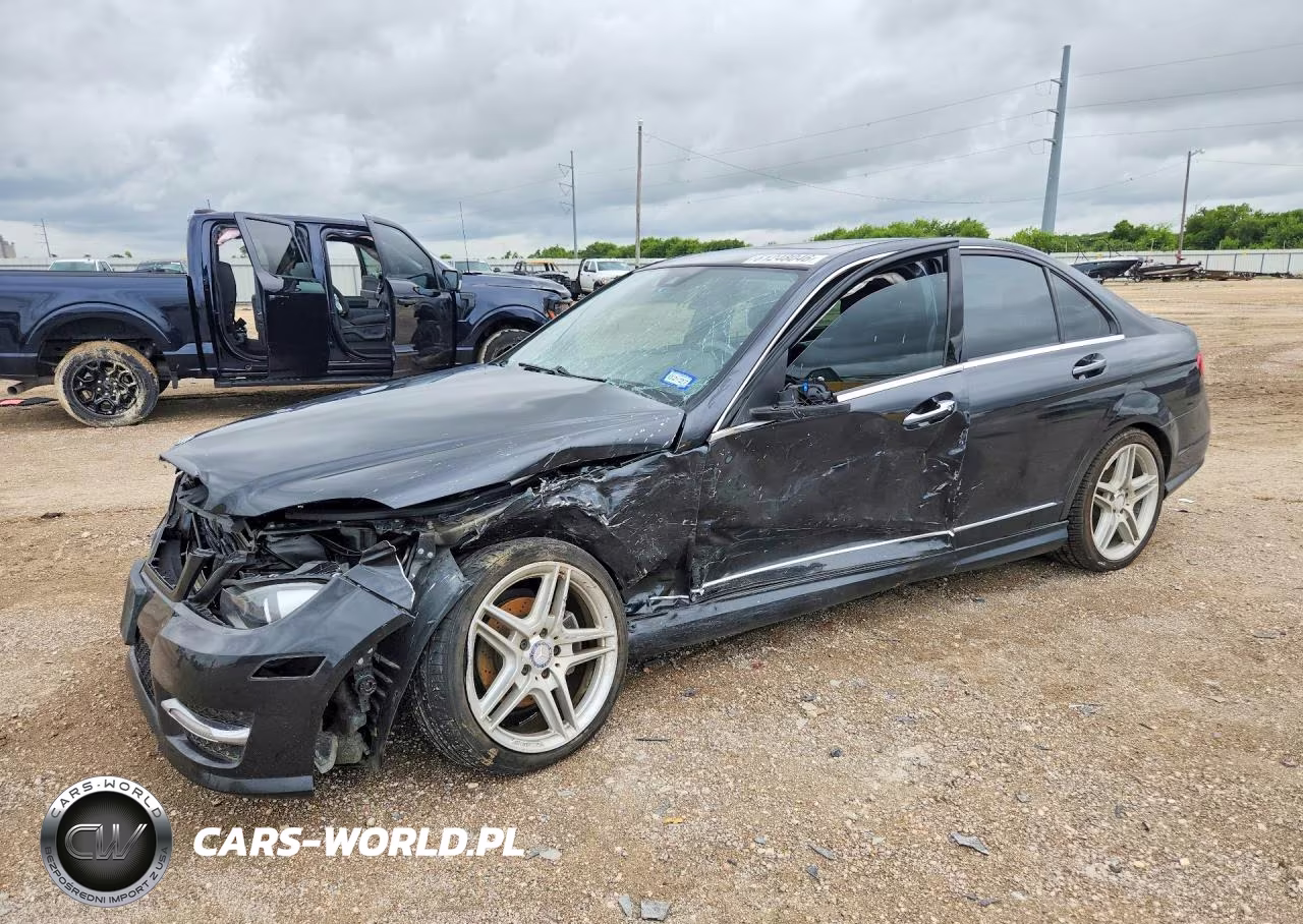 2013 Mercedes-Benz C 250