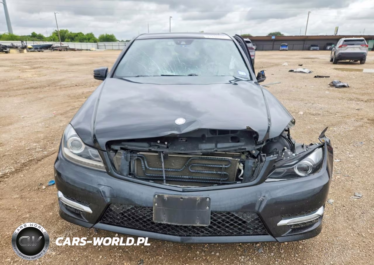 2013 Mercedes-Benz C 250 VIN:WDDGF4HB8DR257487 - 5