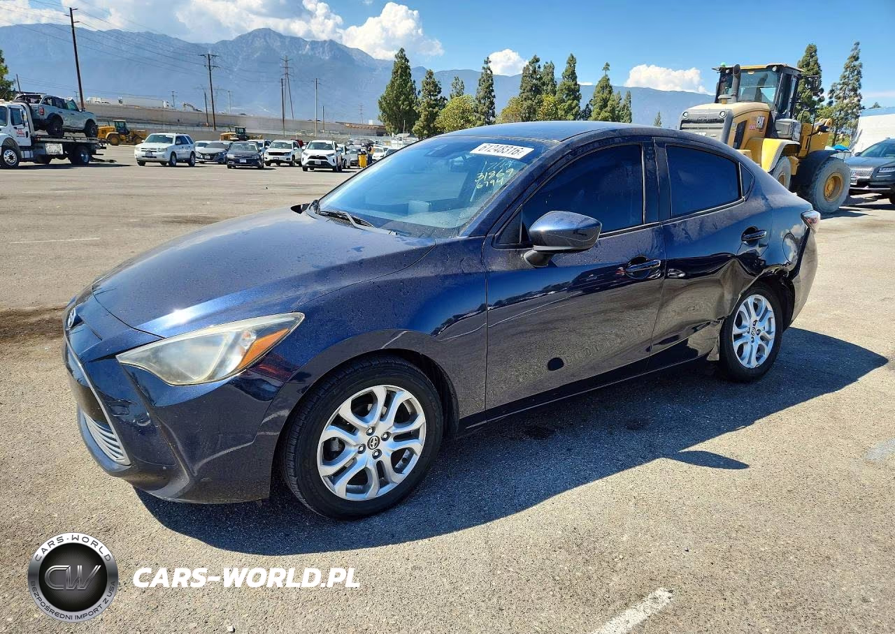 2016 Scion Ia Base – zdjęcie 1 z 12