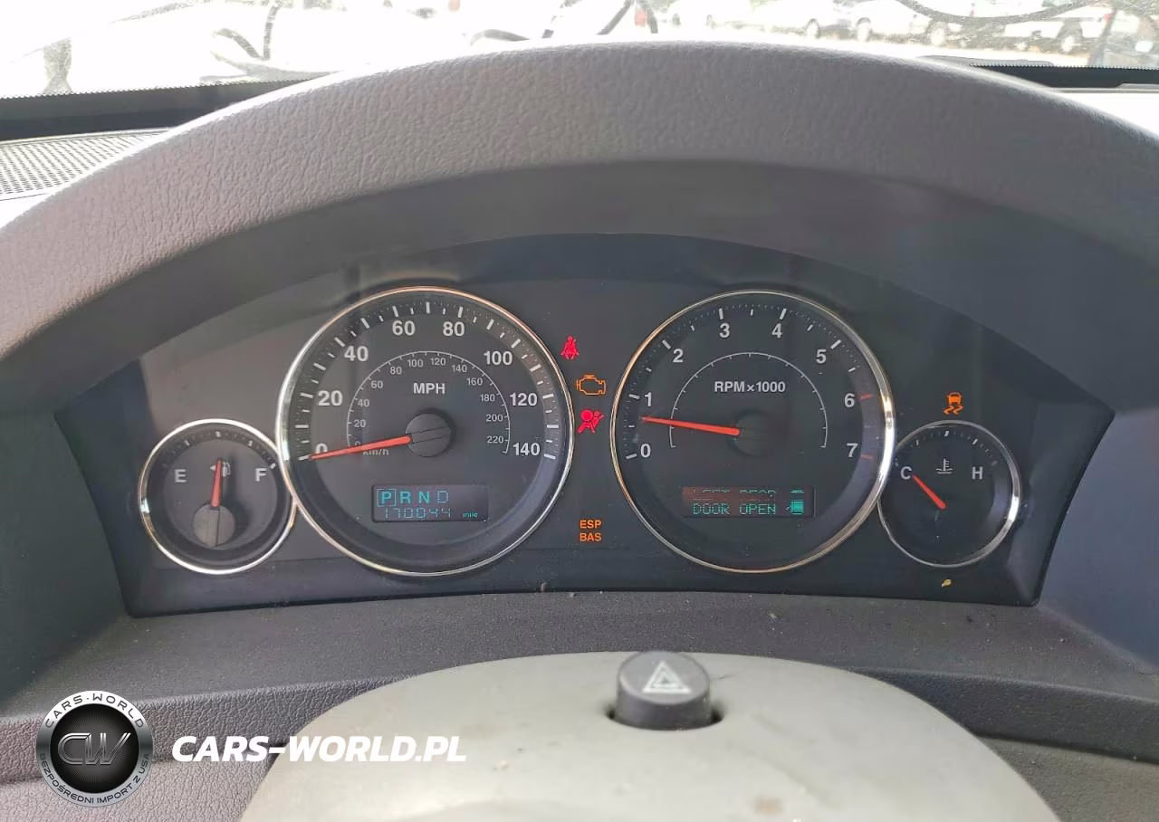 2006 Jeep Grand Cherokee Laredo VIN:1J4HR48N66C326497 - 9