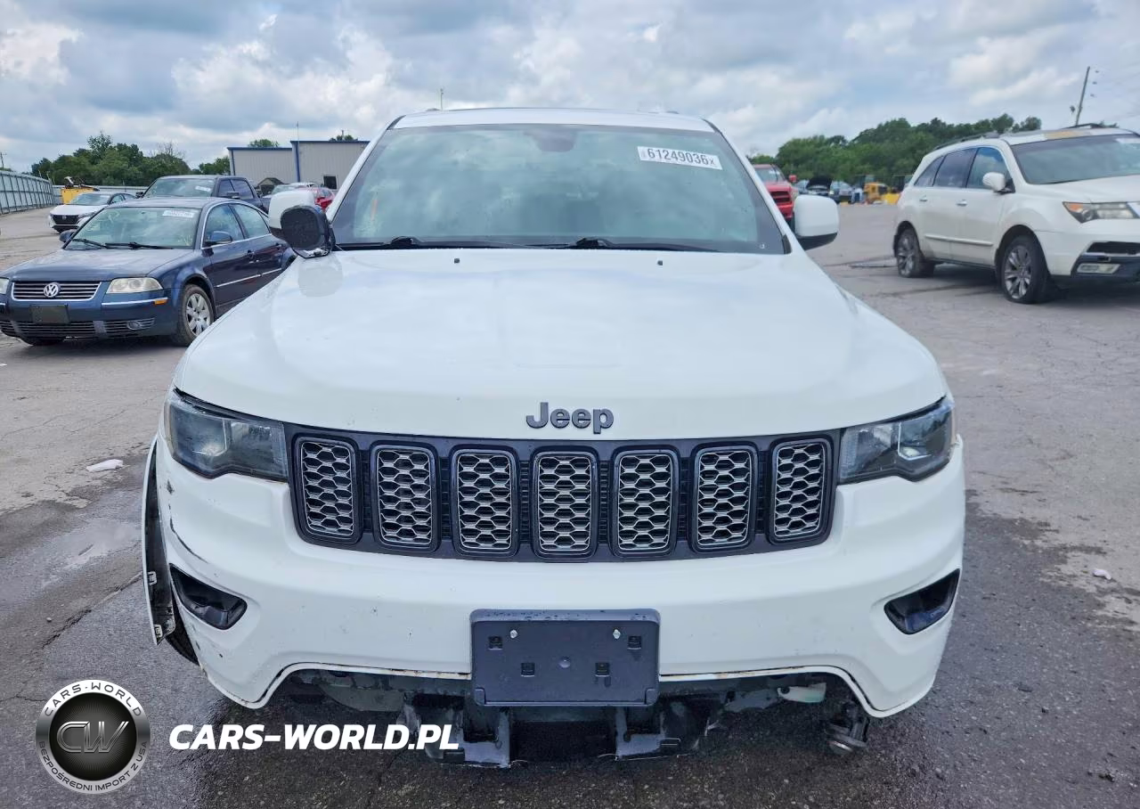 2019 Jeep Grand Cherokee Laredo VIN:1C4RJFAG2KC667964 - 5