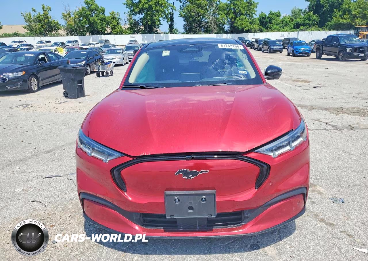 2023 Ford Mustang Mach-E Premium VIN:3FMTK3SU8PMA84158 - 5