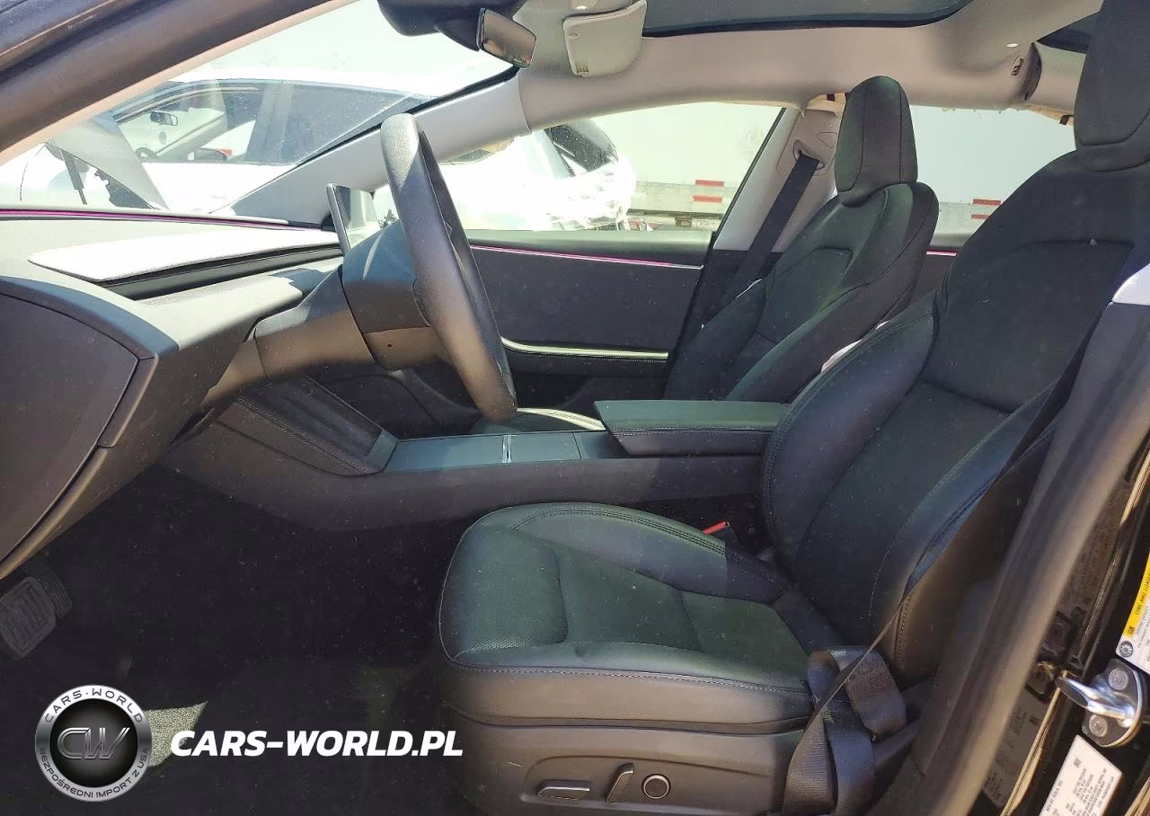 2025 Tesla Model 3 VIN:5YJ3E1EA8SF941562 - 7