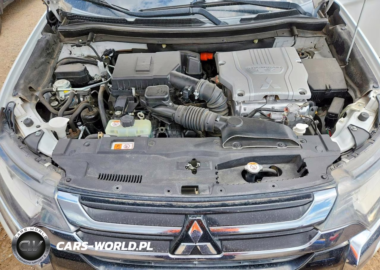 2018 Mitsubishi Outlander Se VIN:JA4J24A50JZ035001 - 11