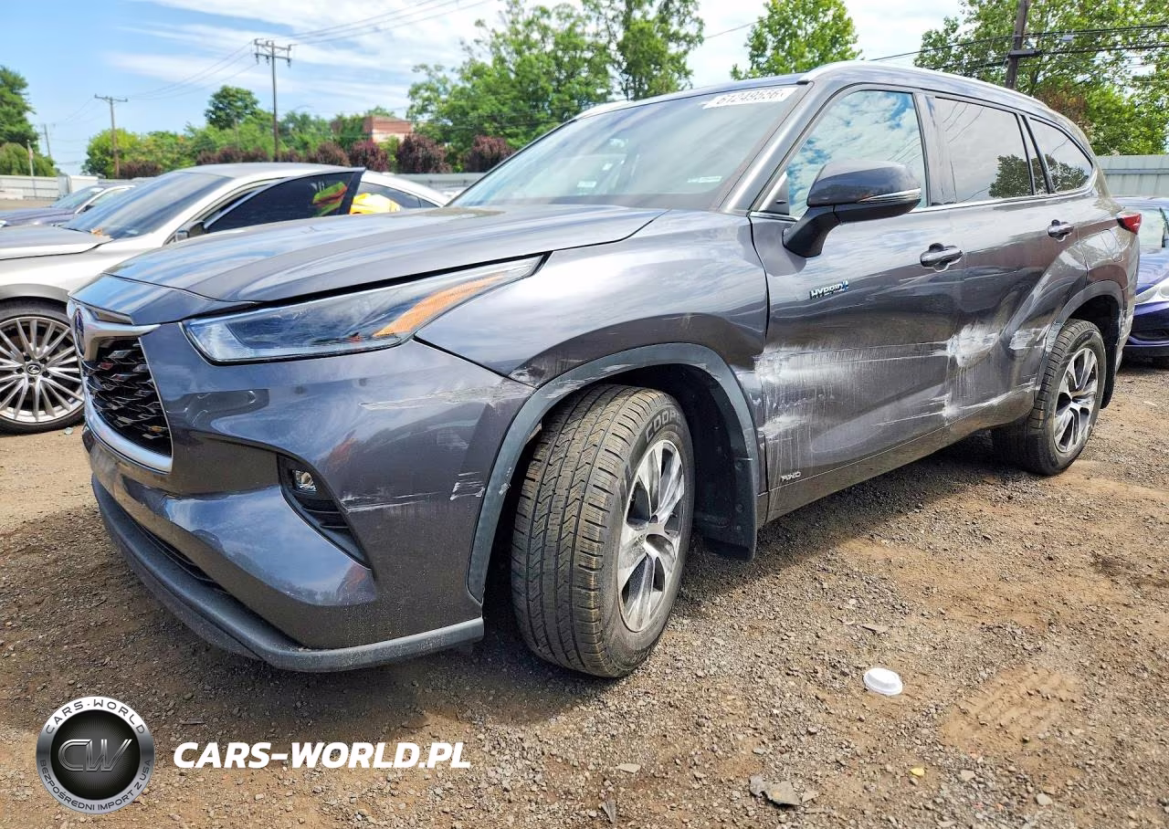 2021 Toyota Highlander Hybrid Xle
