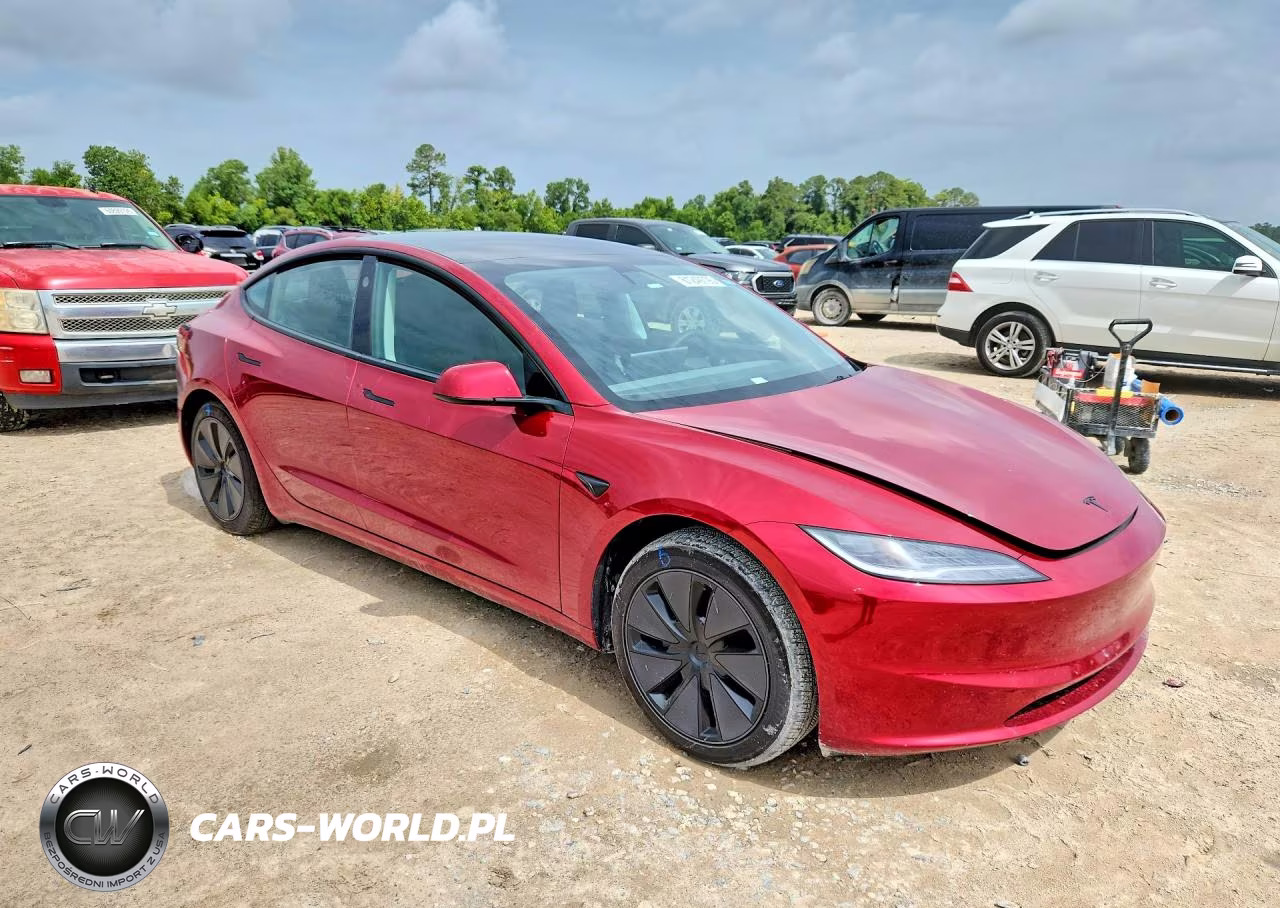 2026 Tesla Model 3 VIN:5YJ3E1EA0TF143879 - 4
