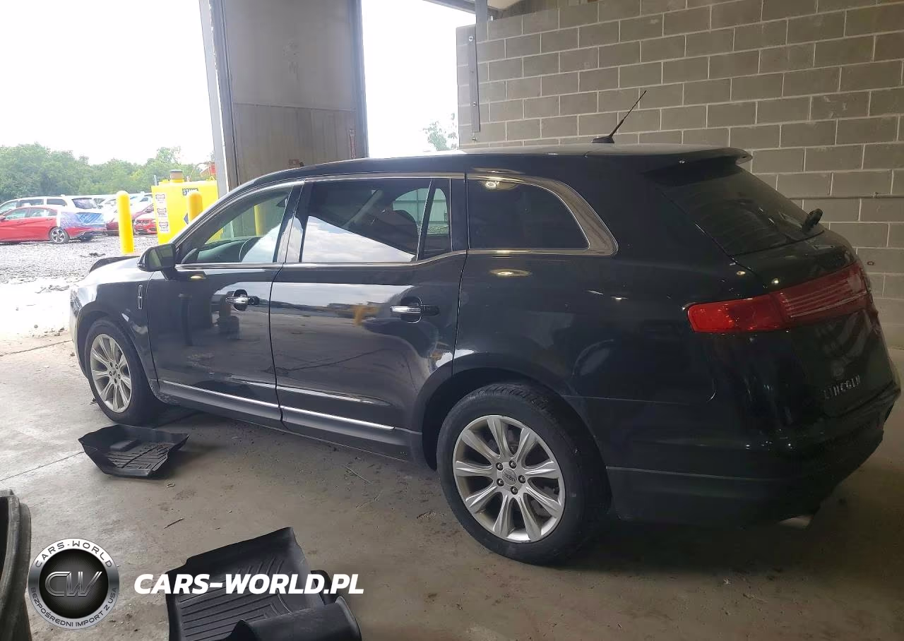 2015 Lincoln Mkt VIN:2LMHJ5AT1FBL03057 - 2