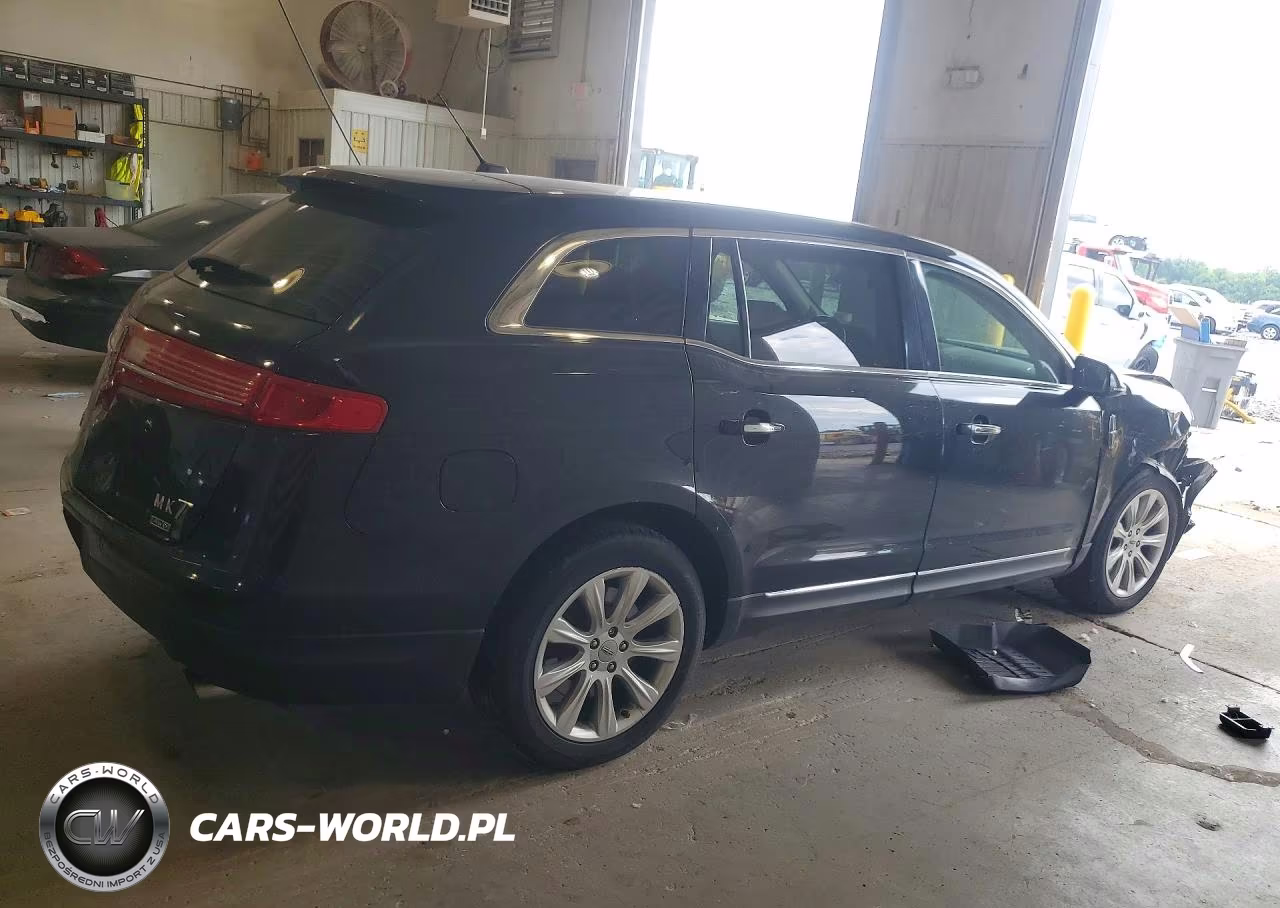 2015 Lincoln Mkt VIN:2LMHJ5AT1FBL03057 - 3