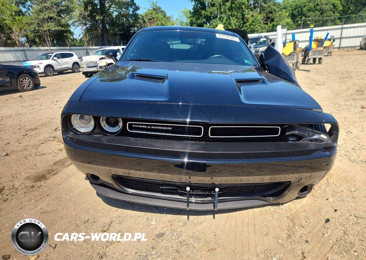 2019 Dodge Challenger Sxt VIN:2C3CDZAG6KH751916 - 5