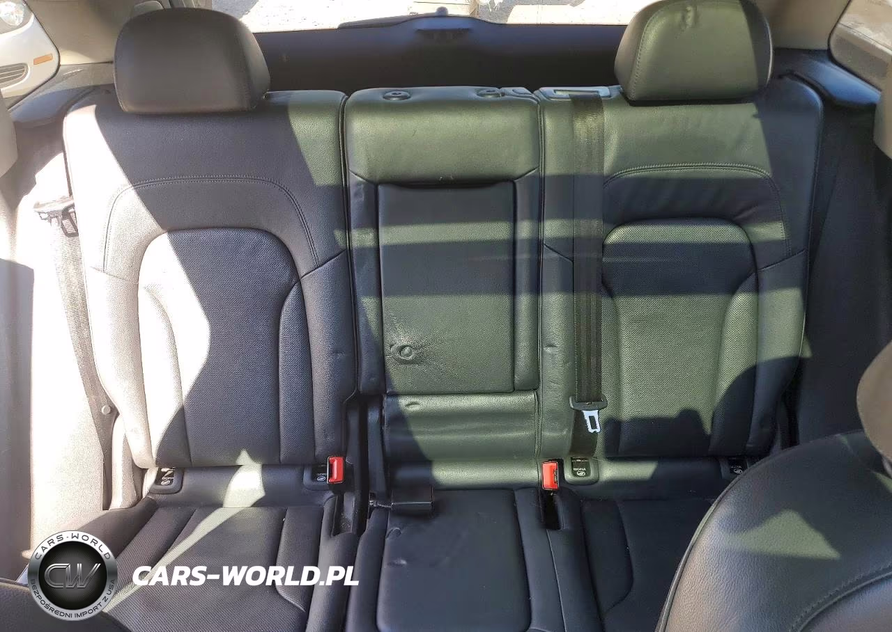 2012 Audi Q5 Prestige VIN:WA1WKAFP6CA024925 - 10